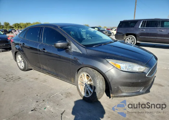 1FADP3F21JL210927: 82621365