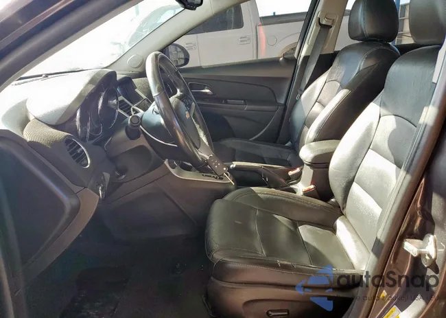 1G1PE5SB5F7119215: 85949975