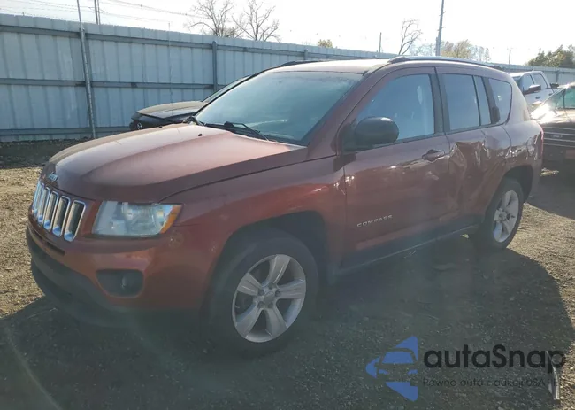 1C4NJCBA4CD579713: 89507395