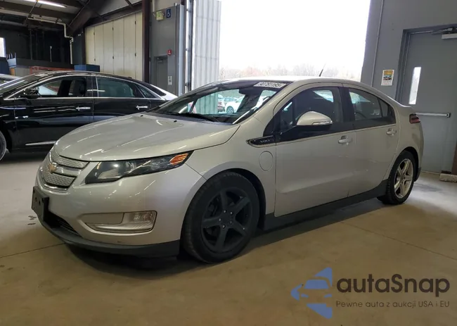 1G1RE6E45EU150508: 90781195