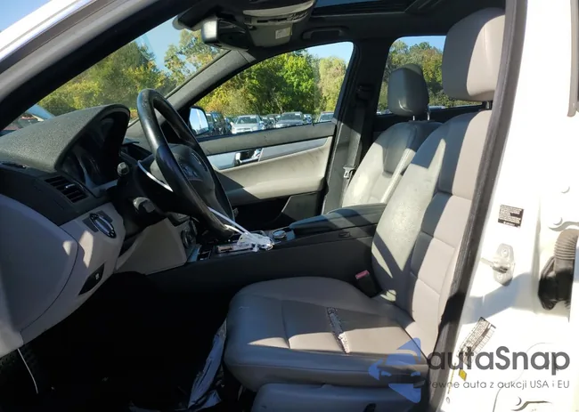 WDDGF54X08F107582: 85131065