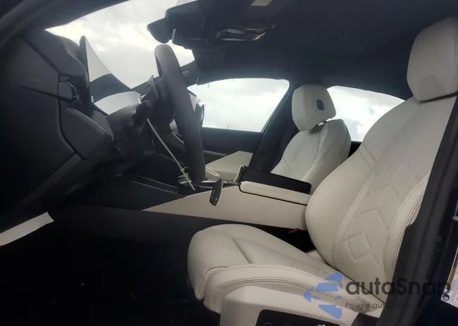 WBA43FJ08TCV33014: 82263385