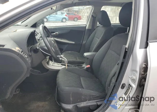 2T1BU4EE6AC246650: 82287565