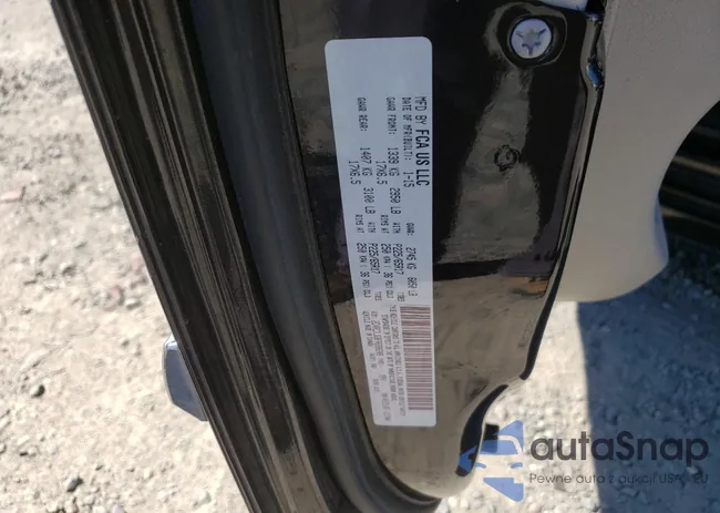 2C4RC1JG8FR698209: 85521595