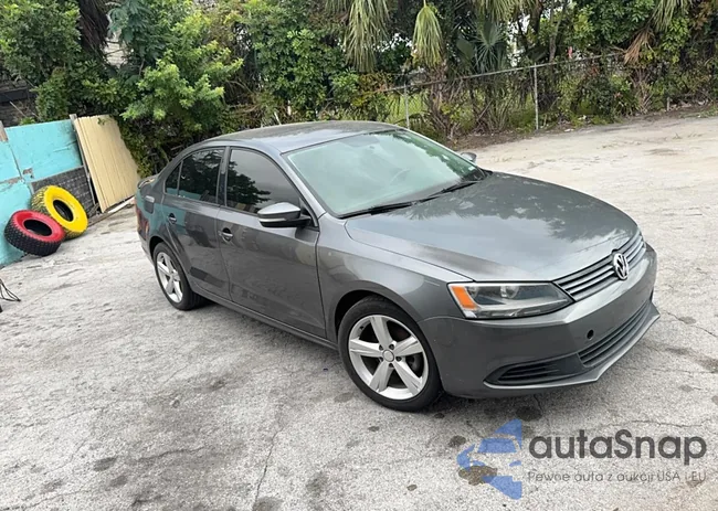 3VWD17AJ7EM249444: 86599055