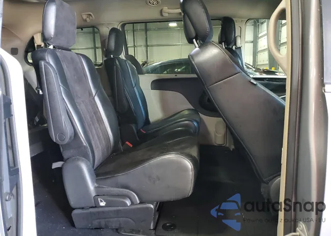 2C4RC1CG2ER273001: 84975395