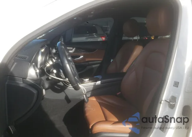 WDDWF8DB9KR481938: 90250525