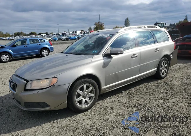 YV1BW982X81010990: 85146205