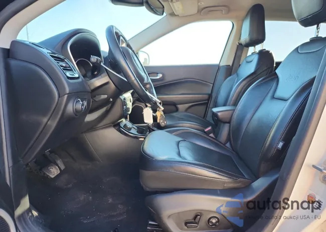 3C4NJDCB2KT683011: 87288605