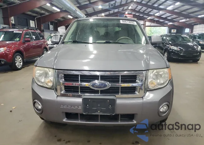 1FMCU49H28KA70225: 86613055