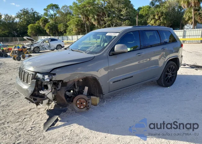 1C4RJEAG8KC672659: 90502885