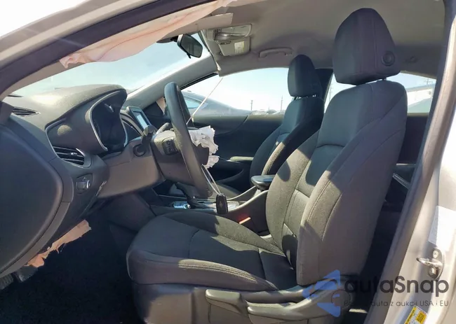 1G1ZB5ST2HF268118: 82429115