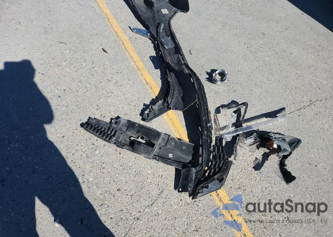 1HGCT2B82FA003697: 90828185