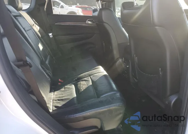 1C4RJEBGXJC513879: 86499015