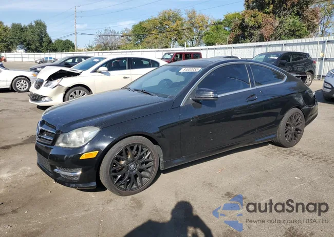 WDDGJ4HB0FG437530: 84630955