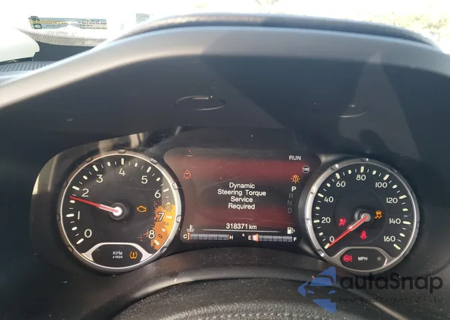 ZACCJBDB5HPF27376: 82443165