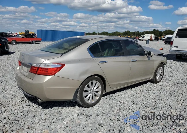 1HGCR2F82DA241362: 82771205