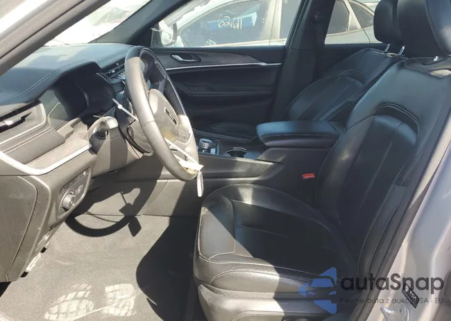 1C4RJYB68RC120192: 89702885