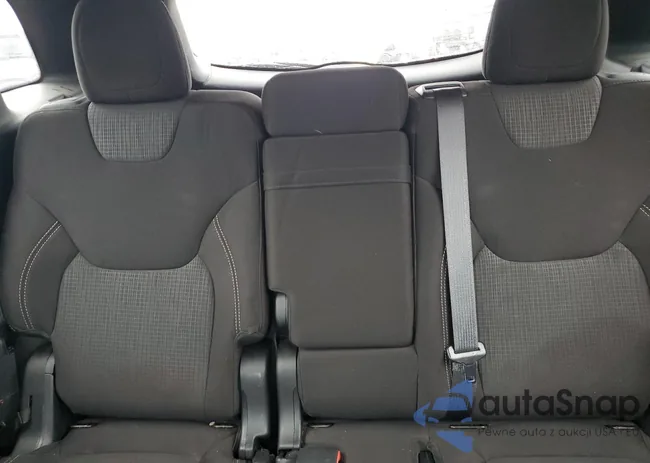 1C4PJLCB6FW766458: 82759815