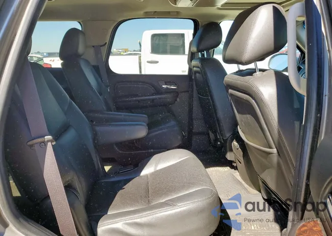 1GKS1EEFXCR256103: 90674685