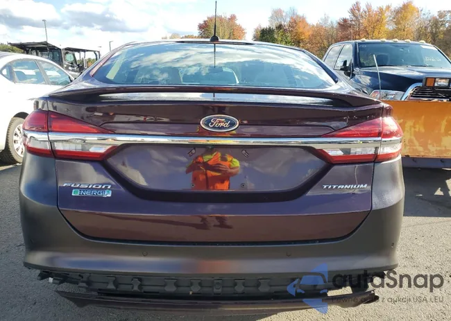 3FA6P0SU3HR280987: 89704775