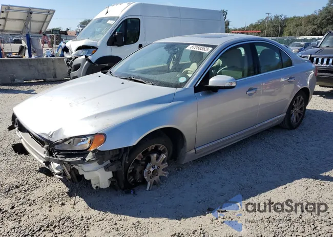 YV1982AS5A1118675: 87250565