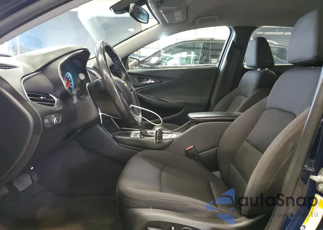 1G1ZD5ST6JF220444: 86872105