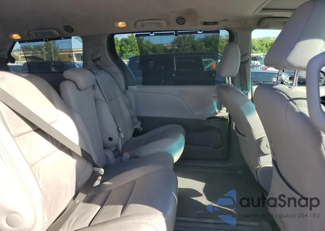 5TDYK3DC2GS748842: 86608205