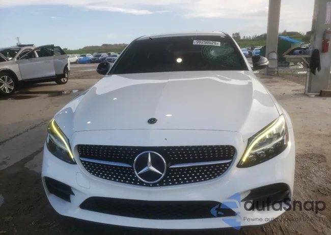 WDDWF8DB9KR481938: 90250525