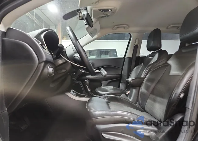 3C4NJCBB5JT356208: 90407955