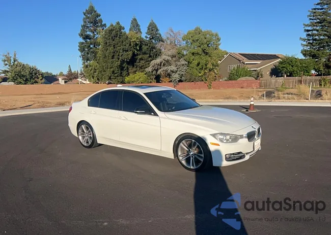 WBA3C1G51DNR47002: 89446825