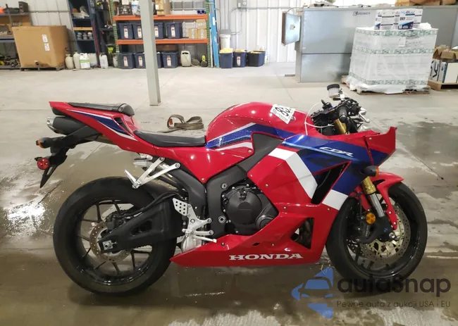 JH2PC40J2RK100017: 85204315