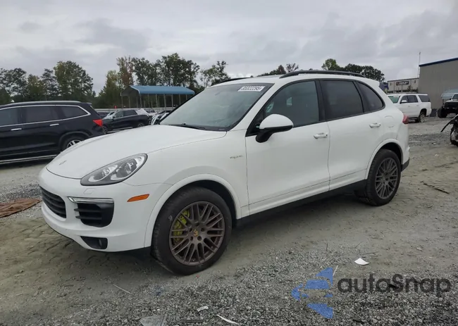 WP1AE2A27HLA70329: 85322295