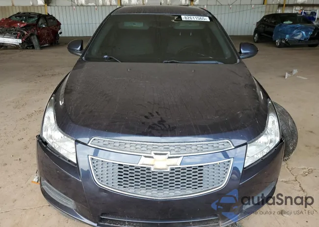 1G1PC5SB0E7396052: 82611565