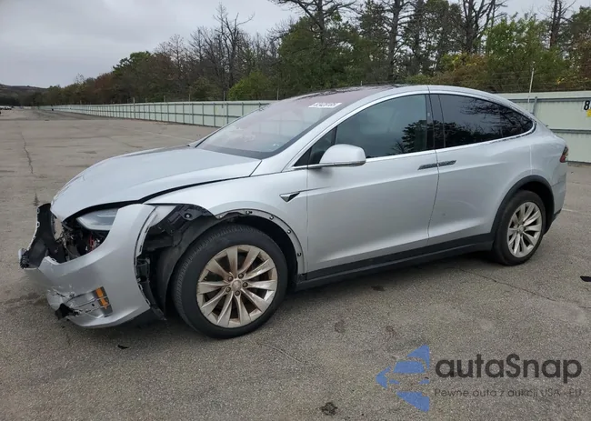 5YJXCAE26JF089274: 82428185