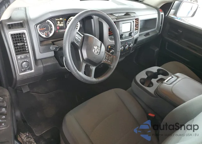 1C6RR6FT2JS299506: 82241525