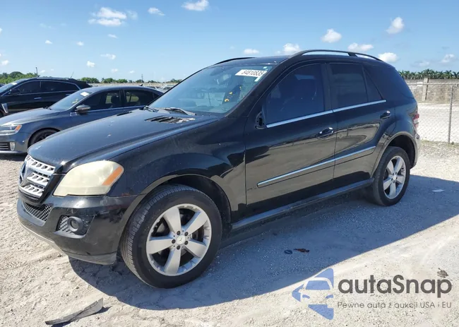 4JGBB5GB5AA586158: 84810835