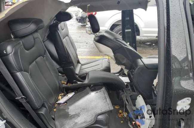 1C4RJKBGXN8632703: 82270545