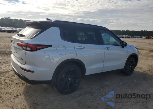 JA4J3WA82RZ075515: 84901835