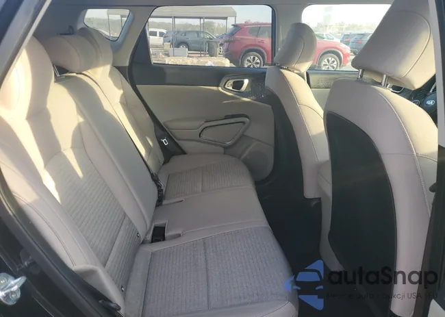 KNDJ23AU7M7145034: 82485595