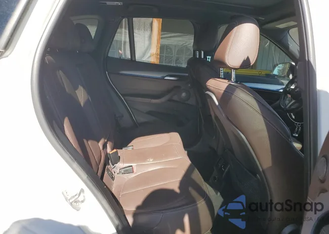 WBXHT3C35G5E50151: 89695495