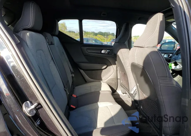 YV4L12UK2R2336331: 86618015