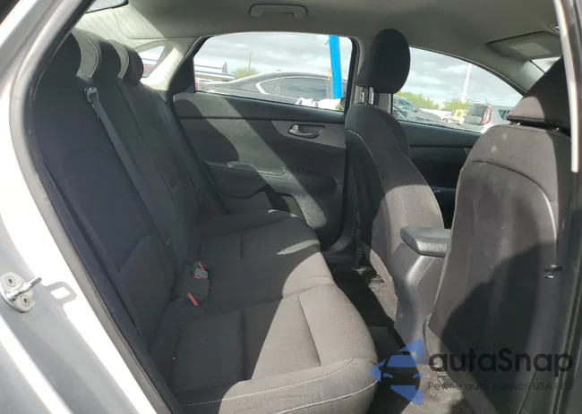 3KPF24AD7ME307675: 85874925