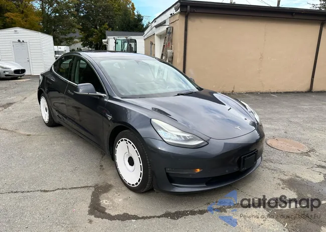 5YJ3E1EB1JF119421: 87085975