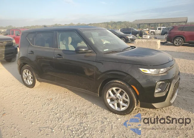 KNDJ23AU7M7145034: 82485595