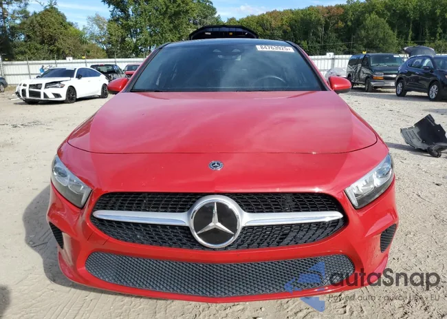 WDD3G4FB3KW018412: 84763925