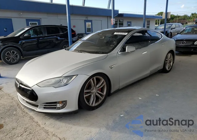 5YJSA4H44FF094060: 90690935