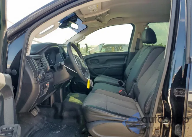 1N6AA1EE0LN503639: 82302455