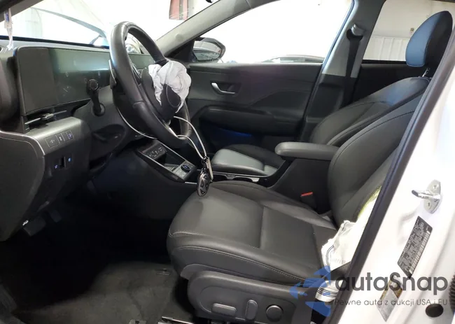 KM8HECA34RU136812: 86061725