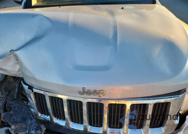 1C4RJEAG3DC549757: 82532115